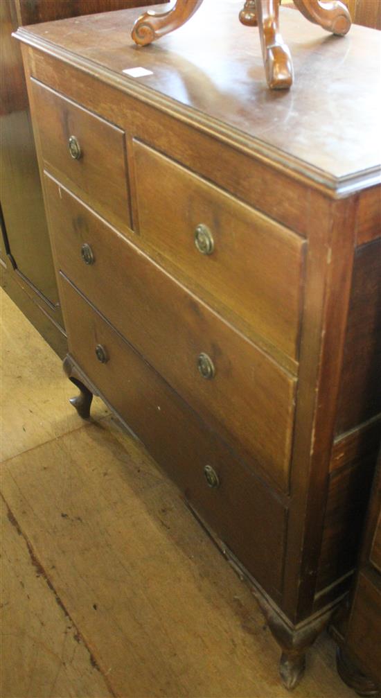 Mahogany chest  of drawer circa 1910(-)